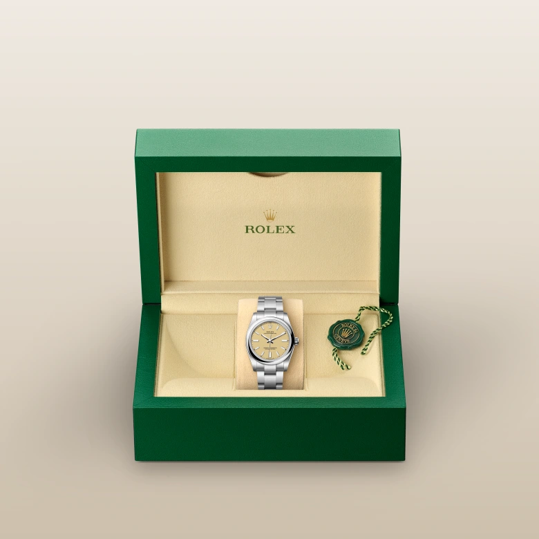 Gallery image #2 - Rolex Oyster Perpetual 34 [M124200-0007]