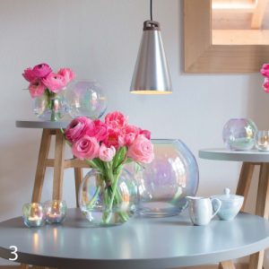 LSA International PEARL white room with glass bowls filled with flowers